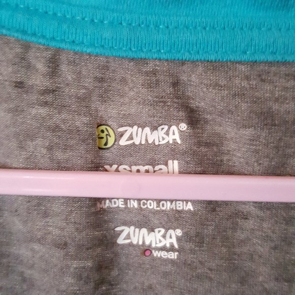 2/$20 Zumba Grey V-neck Shirt XS - Picture 8 of 12